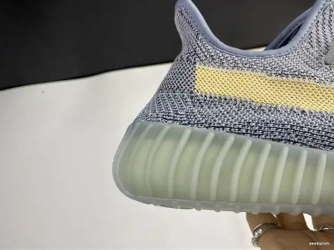 350 GY7657 Yeezy Boost Adidas Ash Blue V2 0602